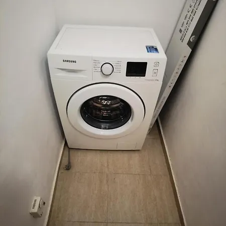 Studio - Sleeps 4 & Access To Pools 阳光海滩