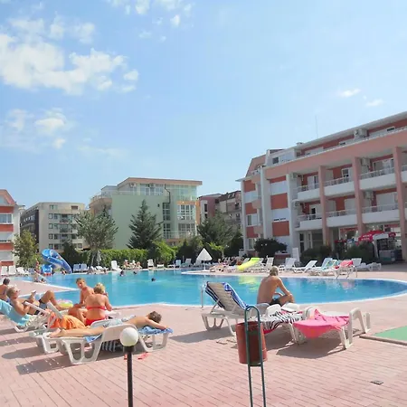 公寓 Studio - Sleeps 4 & Access To Pools *